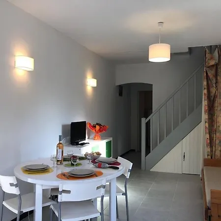 Appartamento Avec Jardin, Parking Et Clim - Fr-1-226a-182 *